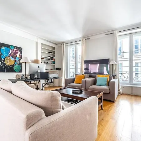 Sublime En Plein Saint Germain Apartment *